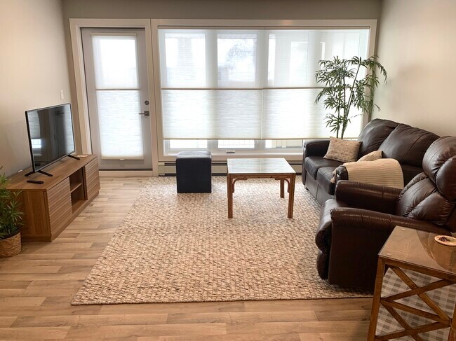 Photo du bâtiment - 318 108 St