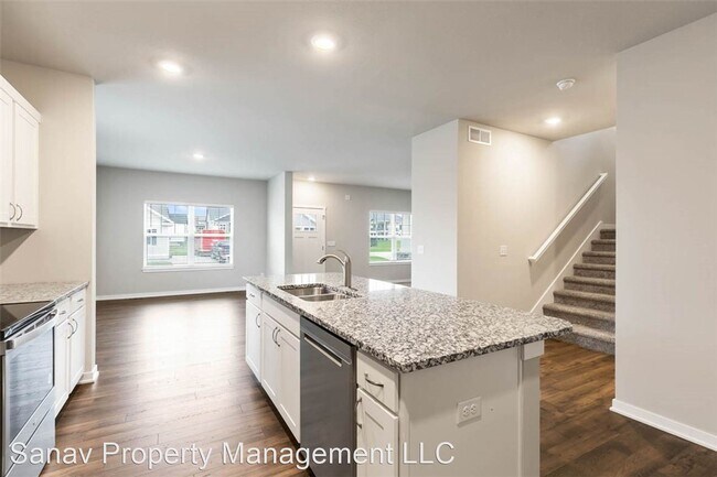Foto del edificio - 4 br, 2.5 bath House - 2318 SW Plaza Parkway