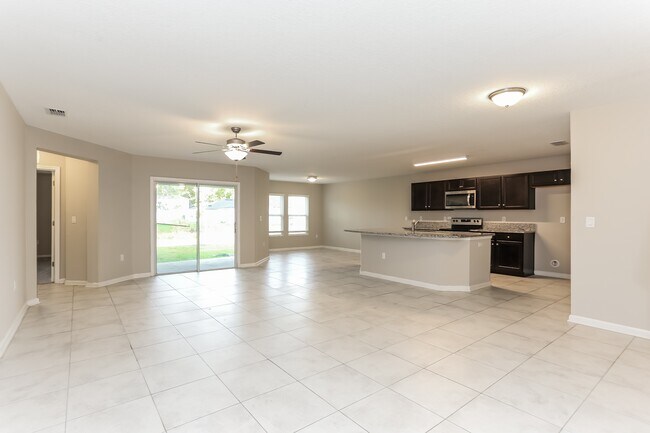 Foto del edificio - 7361 Misty Meadow Ct