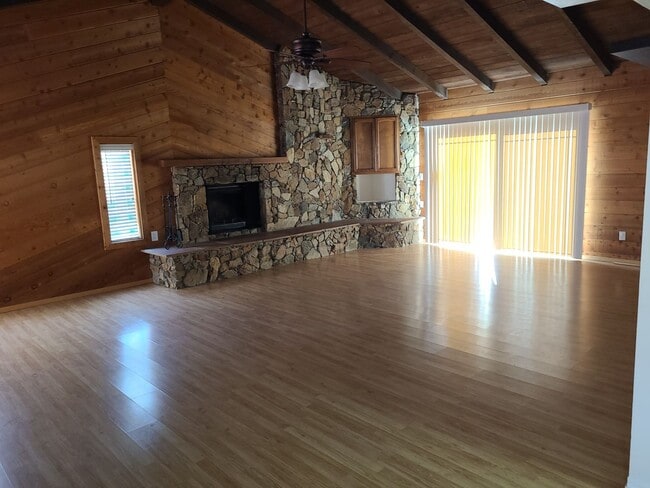 Foto del edificio - 851 Taft Ave