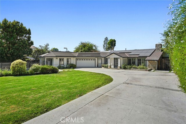 Foto del edificio - 18433 Tarzana Dr