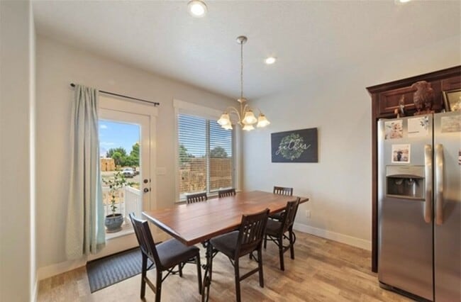 Building Photo - 52 N 2000 W