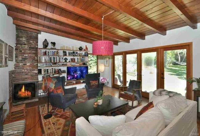 Building Photo - 2685 Santa Rosa Ave