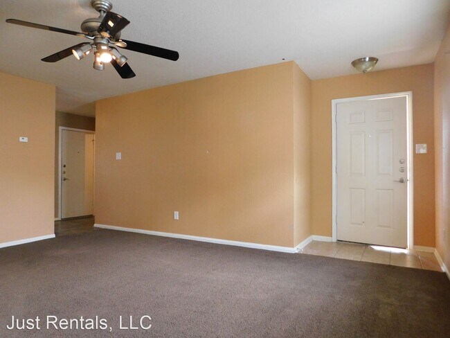 Foto del edificio - 3 br, 2 bath House - 3004 Tangent Ct