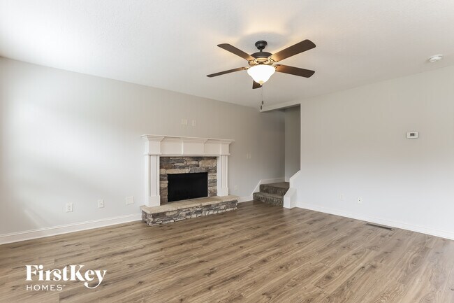Building Photo - 537 Cambridge Farms Dr