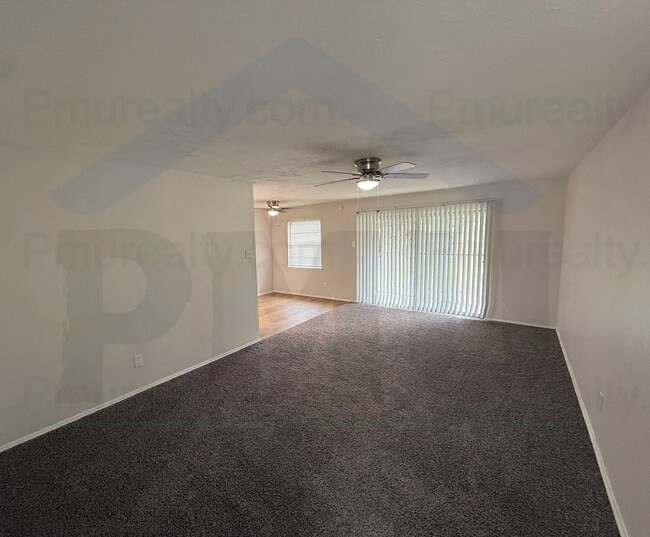 Building Photo - AVAILABLE NOW!!! 3-Bed 2-Bath with 2-car Garage