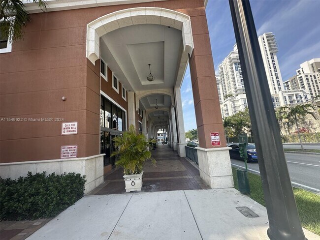 Building Photo - 8390 SW 72nd Ave
