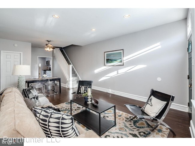 Building Photo - 4 br, 2.5 bath House - 4657 Smick St.