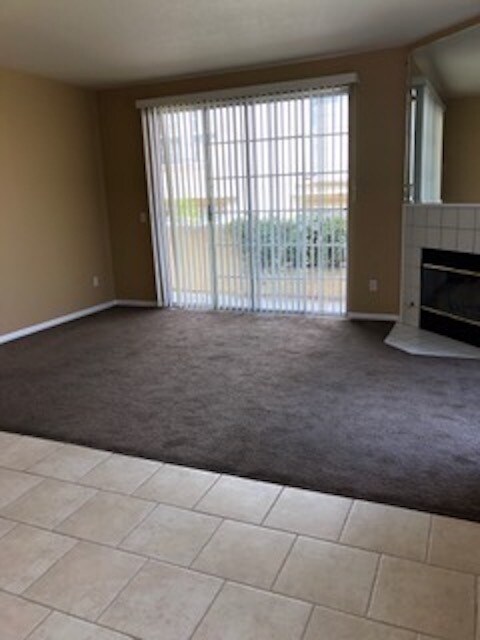 Building Photo - 24151 Del Monte Dr