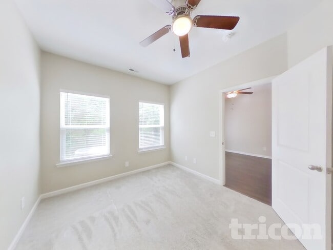 Building Photo - 125 Hickory Sta Ln