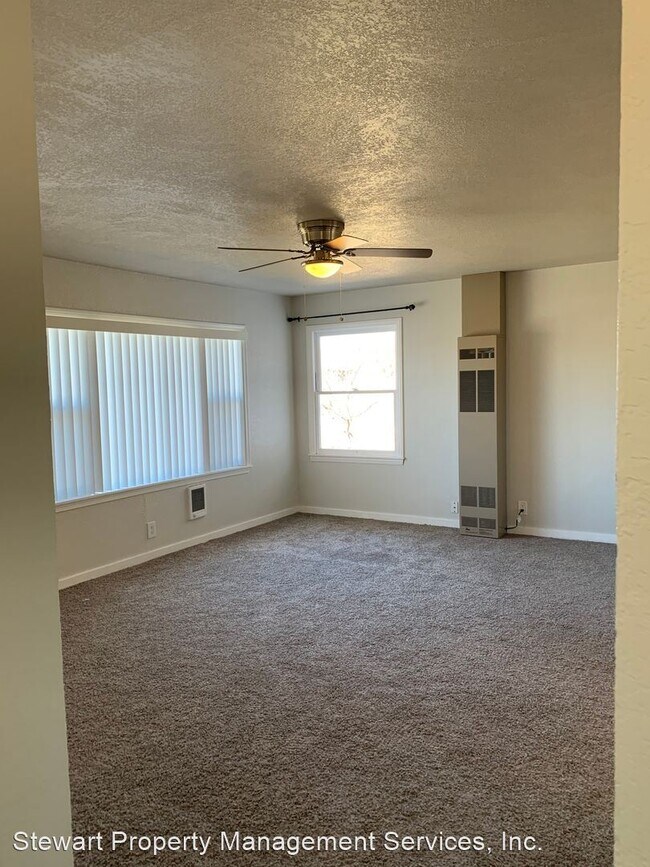 2 br, 1 bath House 1111 Alandale Street House Rental in Klamath