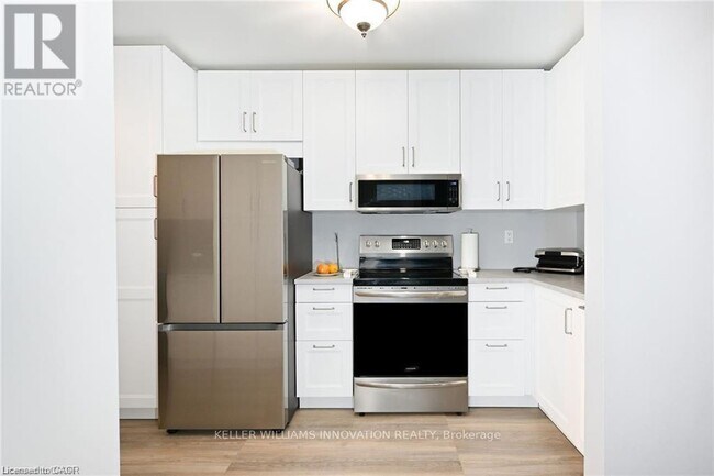 Photo du bâtiment - 8 Buss Ct