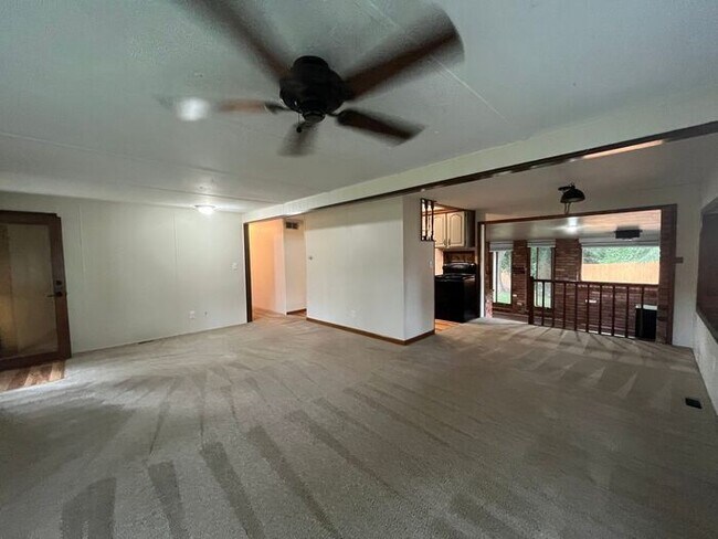 Foto del edificio - Great Home in Bellvue