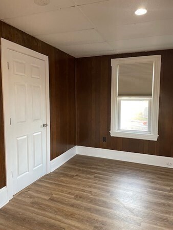 Building Photo - 41 B Summer St