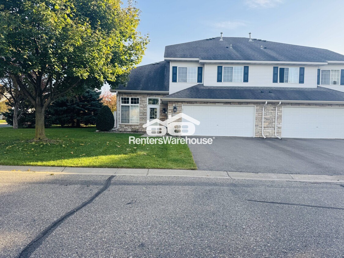 Foto principal - 17119 Eastwood Ave