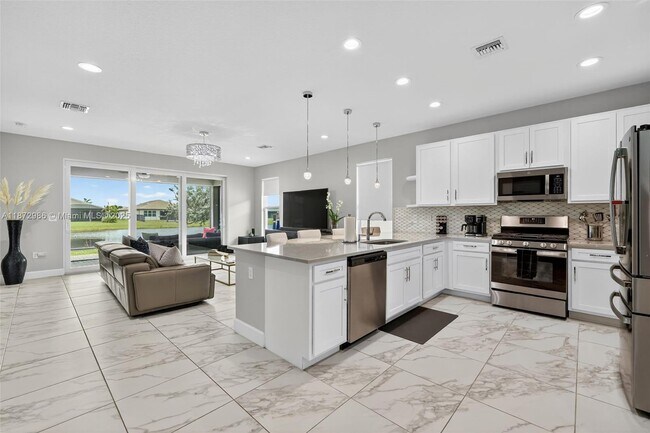 Foto del edificio - 13455 SW River Rock Rd