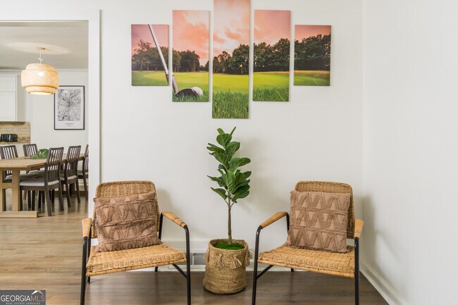 Foto del edificio - 2125 Seavey Dr