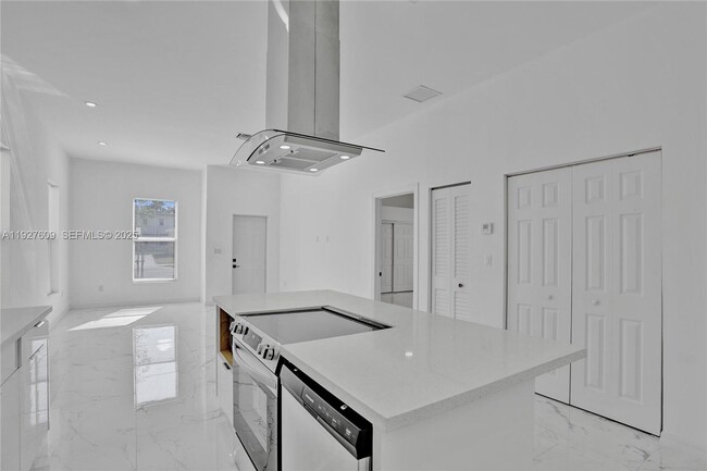 Foto del edificio - 1559 NW 62nd Terrace