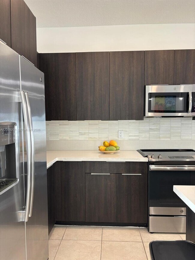 Foto del edificio - 4740 NW 84th Ct