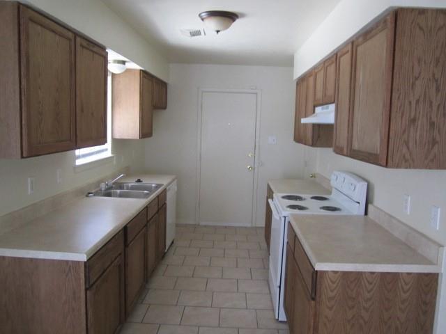 Building Photo - 321 Sesame Dr