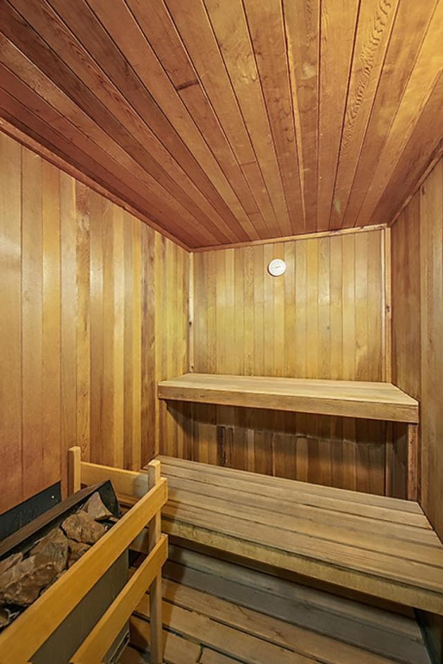Building Photo - 2 bedroom in Seattle WA 98121
