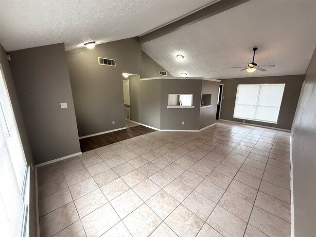 Building Photo - 2503 Ironclad Dr