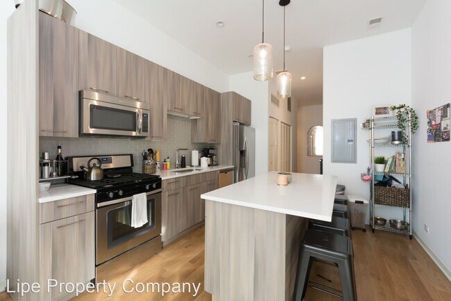 Foto del edificio - 1510 W Division St