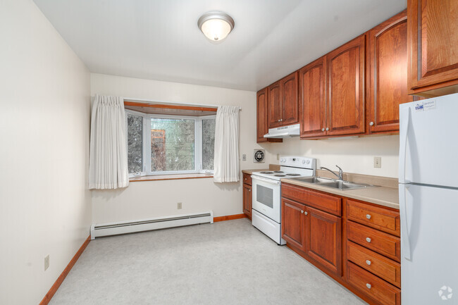 2BR, 1BA - 834SF - Kitchen - Sherbrook Apartments