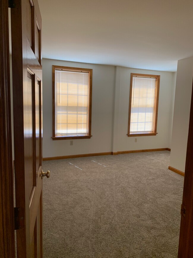 Bedroom 1 - 133 E Lancaster Ave