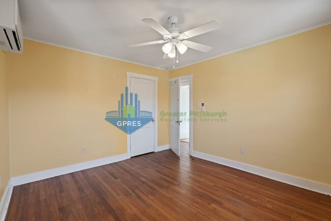Building Photo - Spacious 3-Bedroom Home w/ Parking & Central A/C – Squirrel Hill