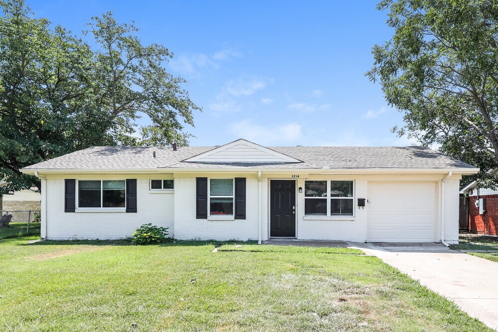 Foto principal - 1214 Ashland Dr