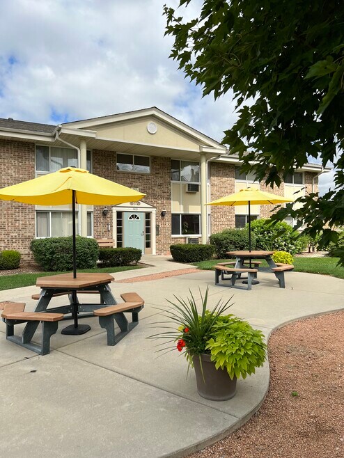 Apartments For Rent Greenfield Manull