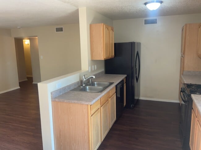 Foto del edificio - 3752 Rancher Loop NE