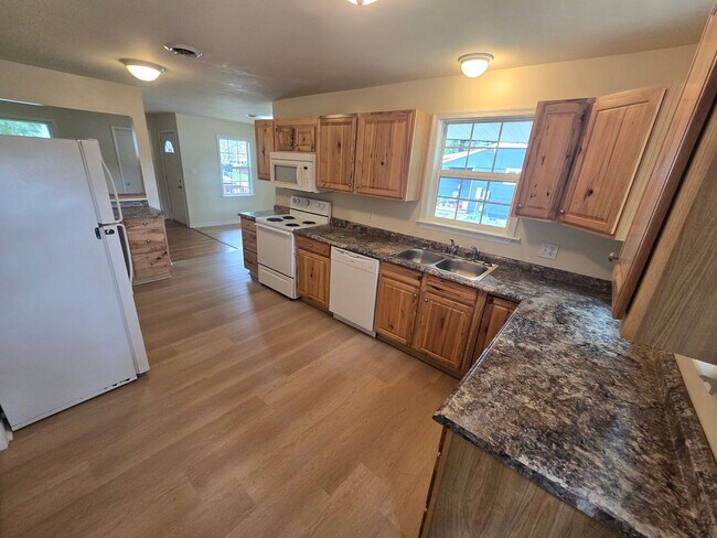 Foto del edificio - AVAILABLE NOW IN ENON AREA OF CHESTERFIELD COUNTY