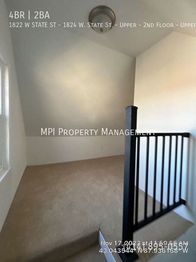 Foto del edificio - 1824 W. State St. - 4 Bedroom Upper