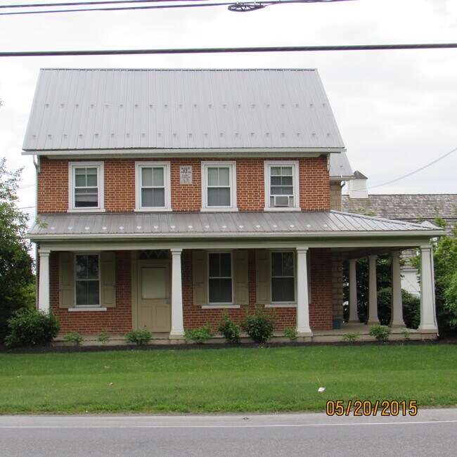 Building Photo - 344 E Main St