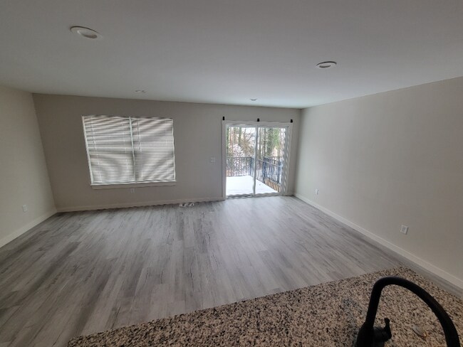 Foto del edificio - 823 31st St SW