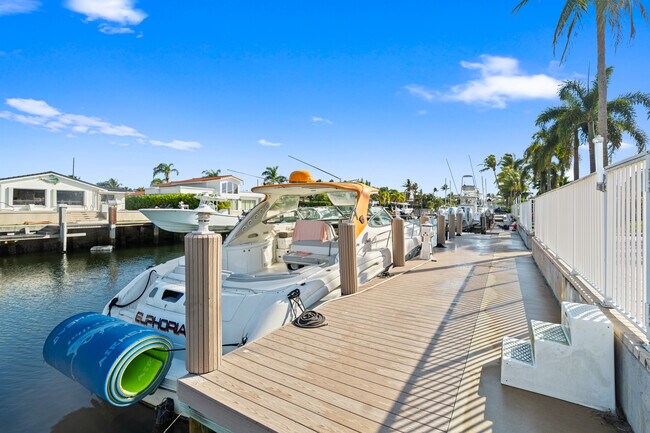 Foto del edificio - 2671 NE 22nd Ct