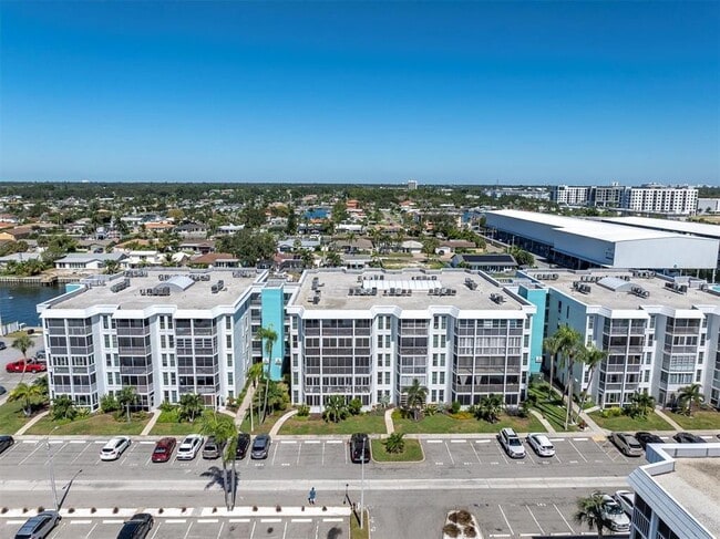 Foto del edificio - 4902 38th Way S