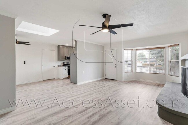 Building Photo - 1636 Zoro Way