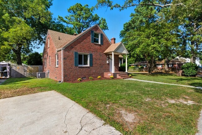 Foto del edificio - WELCOME TO WILLOUGHBY TERRACE!!!