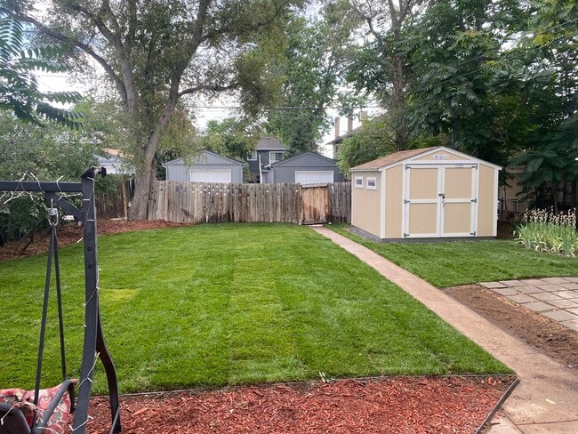 Building Photo - 2611 S Logan St