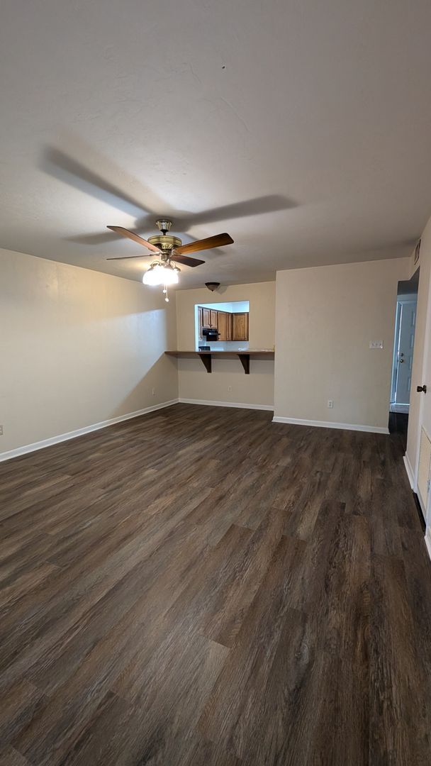 Photo - 2/2.5 Greenleaf Townhome