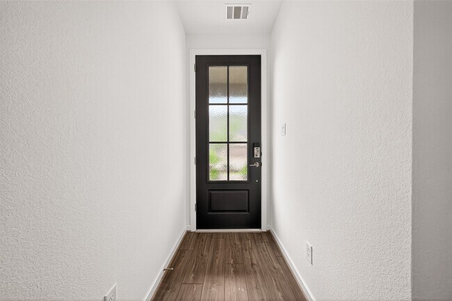 Foto del edificio - 21815 White Bellflower Ln