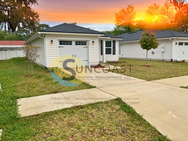 Foto del edificio - Gorgeous, 3Bd/2Ba Home on the Northside in...
