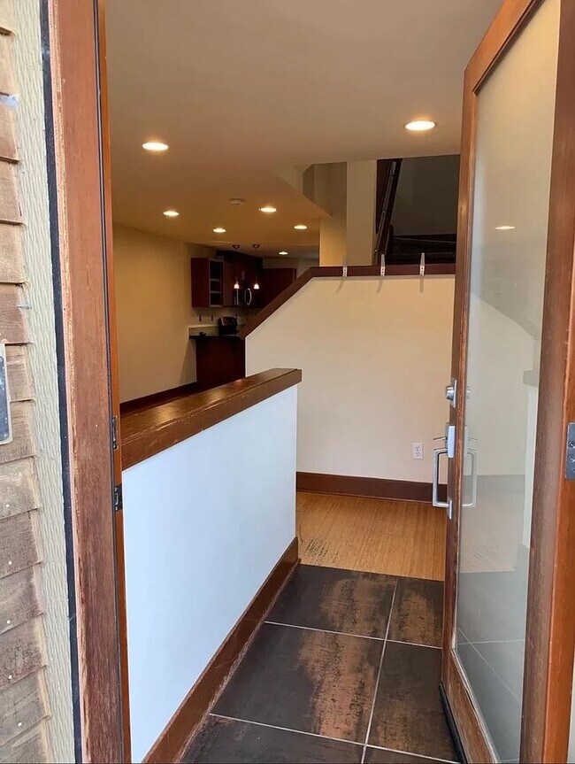 Foto del edificio - 5515 28th Ave NW