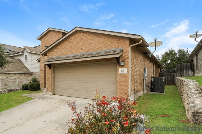 Foto del edificio - 7611 Presidio Haven