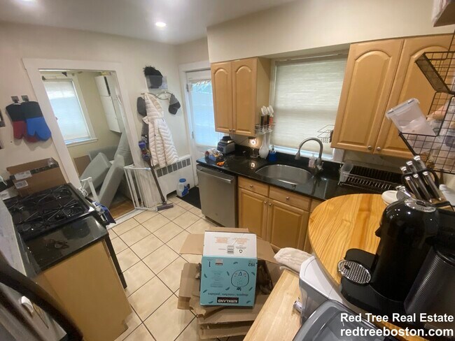 Building Photo - 120 Foster Ter