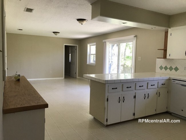Foto del edificio - 1304 Kellogg Acres Rd