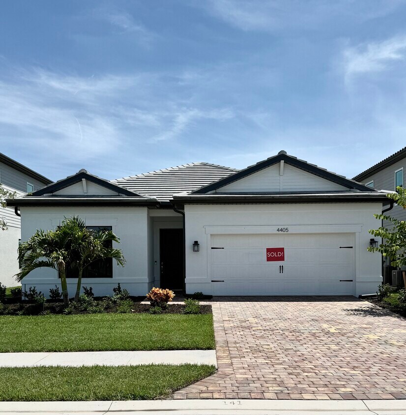 Foto principal - 4405 Annapolis Ave
